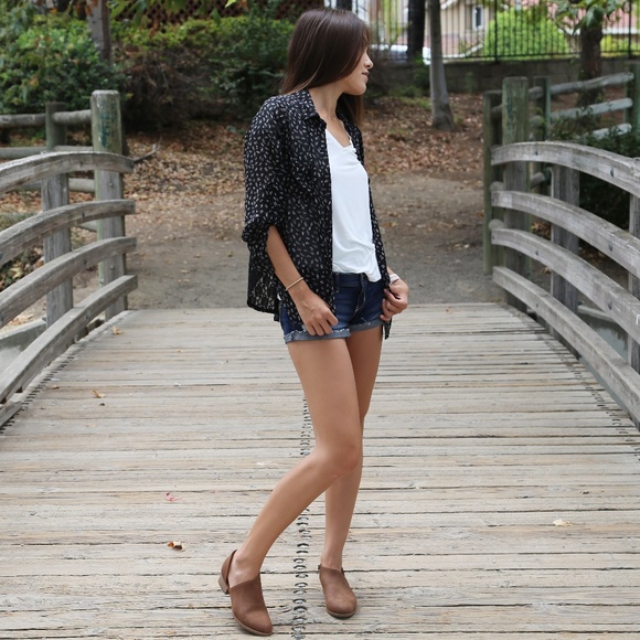 Cognac Brown Side Cutout Ankle Booties Boots Shoes - Picture 5 of 5